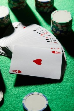 Live-dealer table interface on pos4d heylink free-play mode
